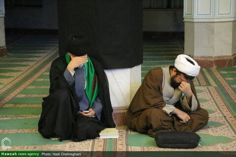 بالصور/ إقامة مجلس تأبين للفقيد آية الله مصباح اليزدي في مؤسسة الإمام الخميني (ره) بقم المقدسة