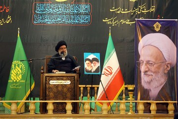 آیت‌الله مصباح یزدی خلأ امثال مطهری‌ها را پر کرد/ برخی با تهمت و دروغ به دنبال تخریب هستند