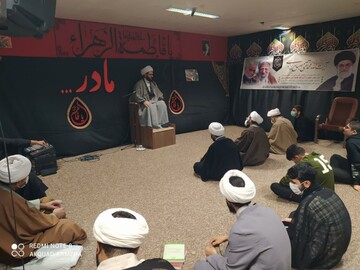 تصاویر/ مراسم بزرگداشت آیت الله مصباح یزدی در مدرسه علمیه قروه