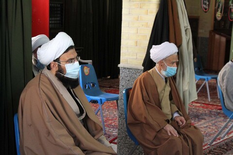تصاویر /نشست بصیرتی در مدرسه علمیه آیت الله آخوند با حضور حجت الاسلام والمسلمین فلاحی