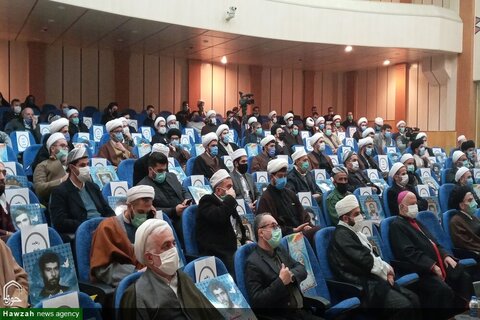 بالصور/ إقامة مؤتمر تحت عنوان "وحدة القوميات والطوائف في مدرسة الشهيد سليماني" في مدينة أرومية شمالي غرب إيران