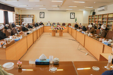 تصاویر/ هم اندیشی مسئولین آموزش مدارس علمیه استان اصفهان