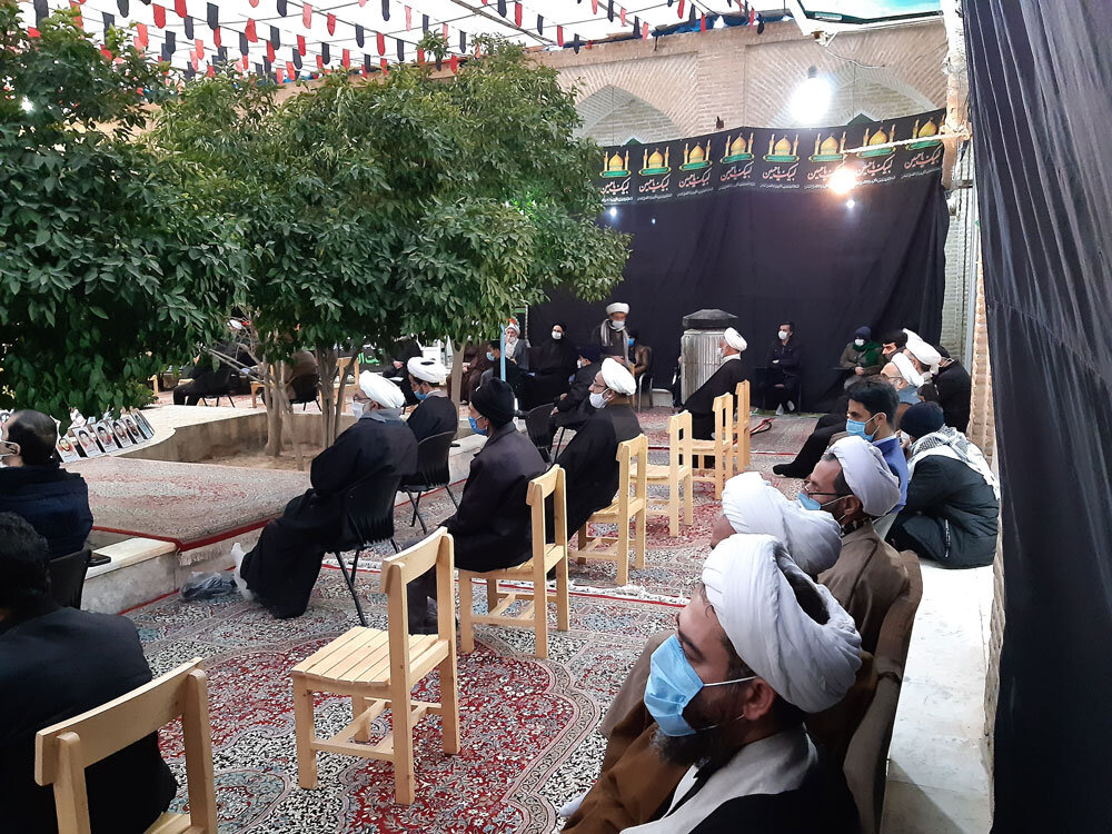 مراسم بزرگداشت مرحوم آیت الله مصباح یزدی در مدرسه علمیه شفیعیه یزد