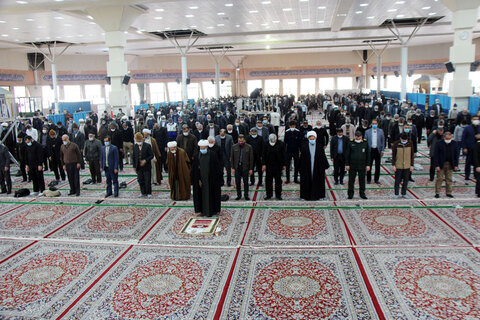 تصاویر/ اقامه نخستین نماز جمعه به امامت حجت الاسلام والمسلمین نوری در بجنورد