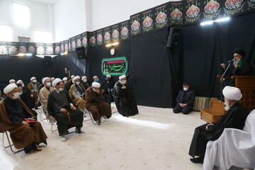 مراسم سوگواری شهادت حضرت زهرا(س) در بیوت مراجع و علما + فیلم