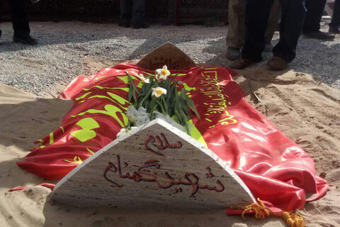 خاکسپاری شهید گمنام در یزد