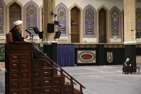 تصاویر / مراسم عزاداری شام شهادت حضرت زهرا (س) در حسینیه امام خمینی (ره) با حضور رهبر انقلاب