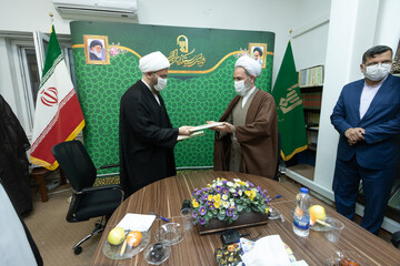 تصاویر/ امضای تفاهم نامه همکاری مرکز مدیریت حوزه‌های علمیه و شورای سیاست گذاری ائمه جمعه