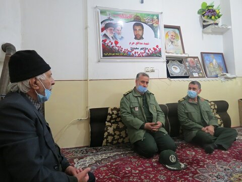 تصاویر/ دیدار فرمانده سپاه بیت المقدس کردستان با روحانیون، بسیجیان و خانواده های شهدای قروه