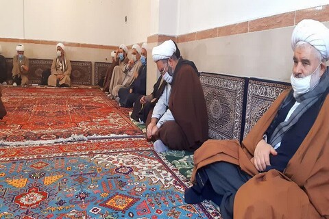 تصاویر/ عزاداری طلاب و روحانیون خوی در وفات حضرت ام البنین (س)