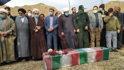 تشییع پیکر مطهر طلبه شهید محمدرضا اکبری پس از ۳۸ سال در شهرستان گتوند به روایت تصویر