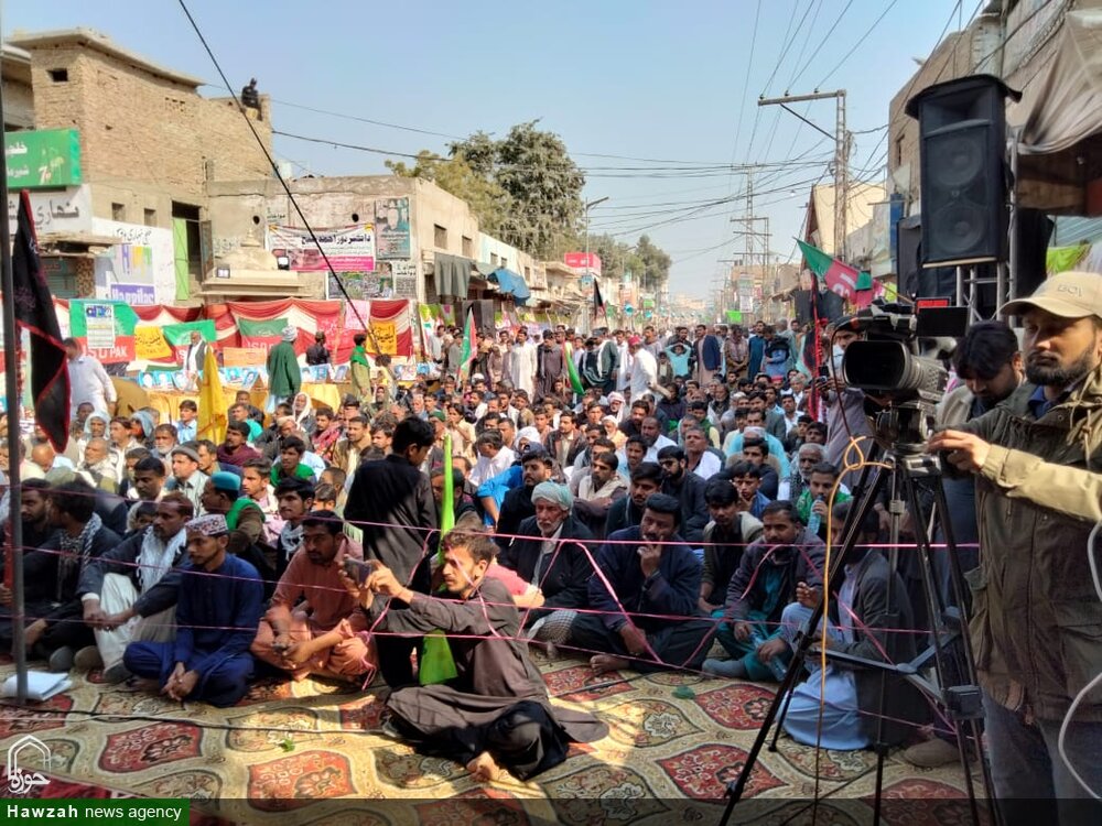 شکارپور میں شہداء نماز جمعہ کی چھٹی برسی