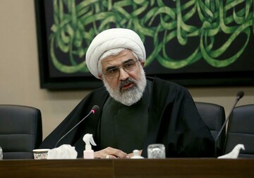 معرفی و ترویج مکتب حاج قاسم مبارزه با سلطه استکبار جهانی است