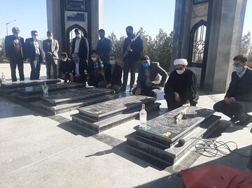 گلزار شهدای گمنام تربت حیدریه غبار روبی شد