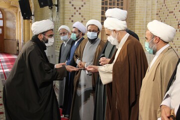 تصاویر/ تجلیل از طلاب ممتاز مدارس علمیه استان قزوین