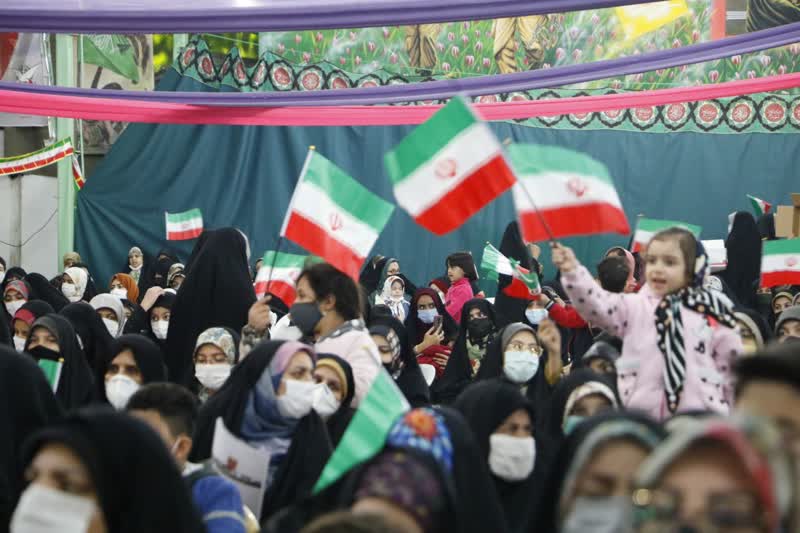 تصاویر/ جشن بانوان انقلاب در گلستان شهدای اصفهان