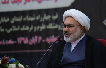 حمایت وزارت علوم  از برگزاری دوره پسادکتری از سوی پژوهشگاه های عضو مجمع