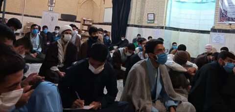 تصاویر/ مراسم جشن انقلاب و میلاد حضرت زهرا(س) در مدرسه علمیه صاحب الامر(عج) آشتیان