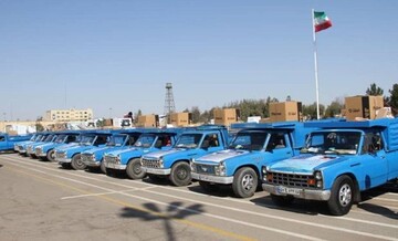 آستان قدس رضوی ۱۴ سری جهیزیه به نوعروسان ارومیه ای اهدا کرد