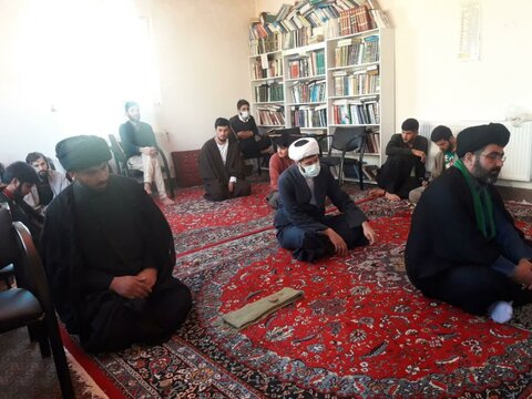 تصاویر/مراسم گرامیداشت ایام الله دهه فجر در مدرسه سفیران هدایت بیجار