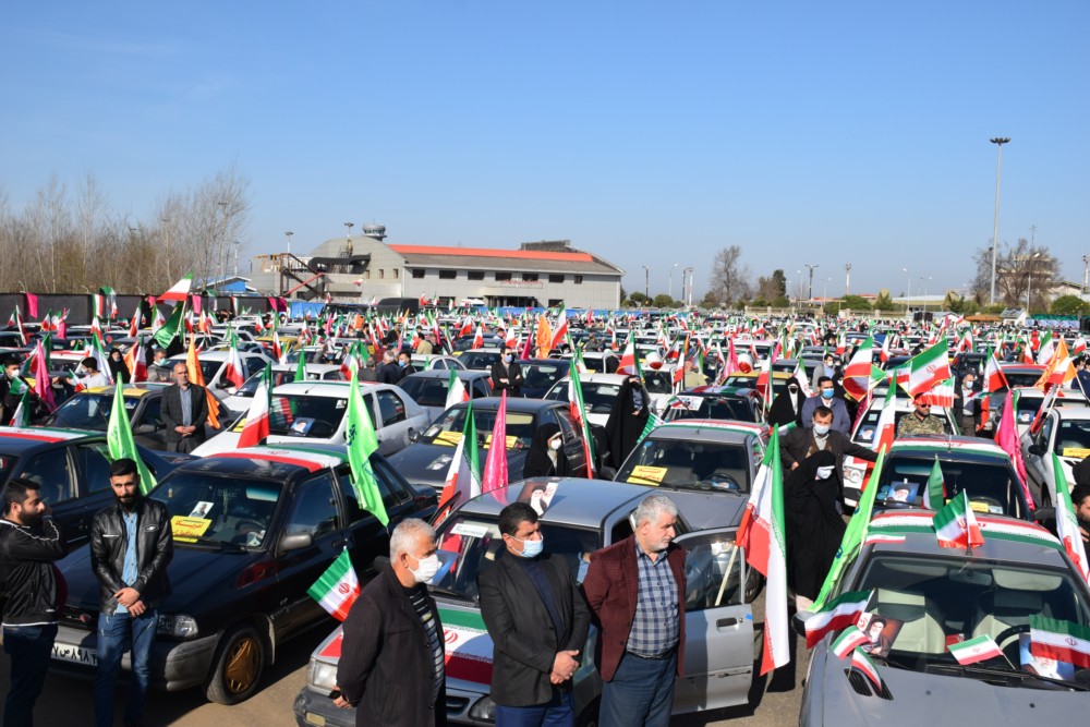 تصاویر/ راهپیمایی خودرویی ۲۲ بهمن در گیلان