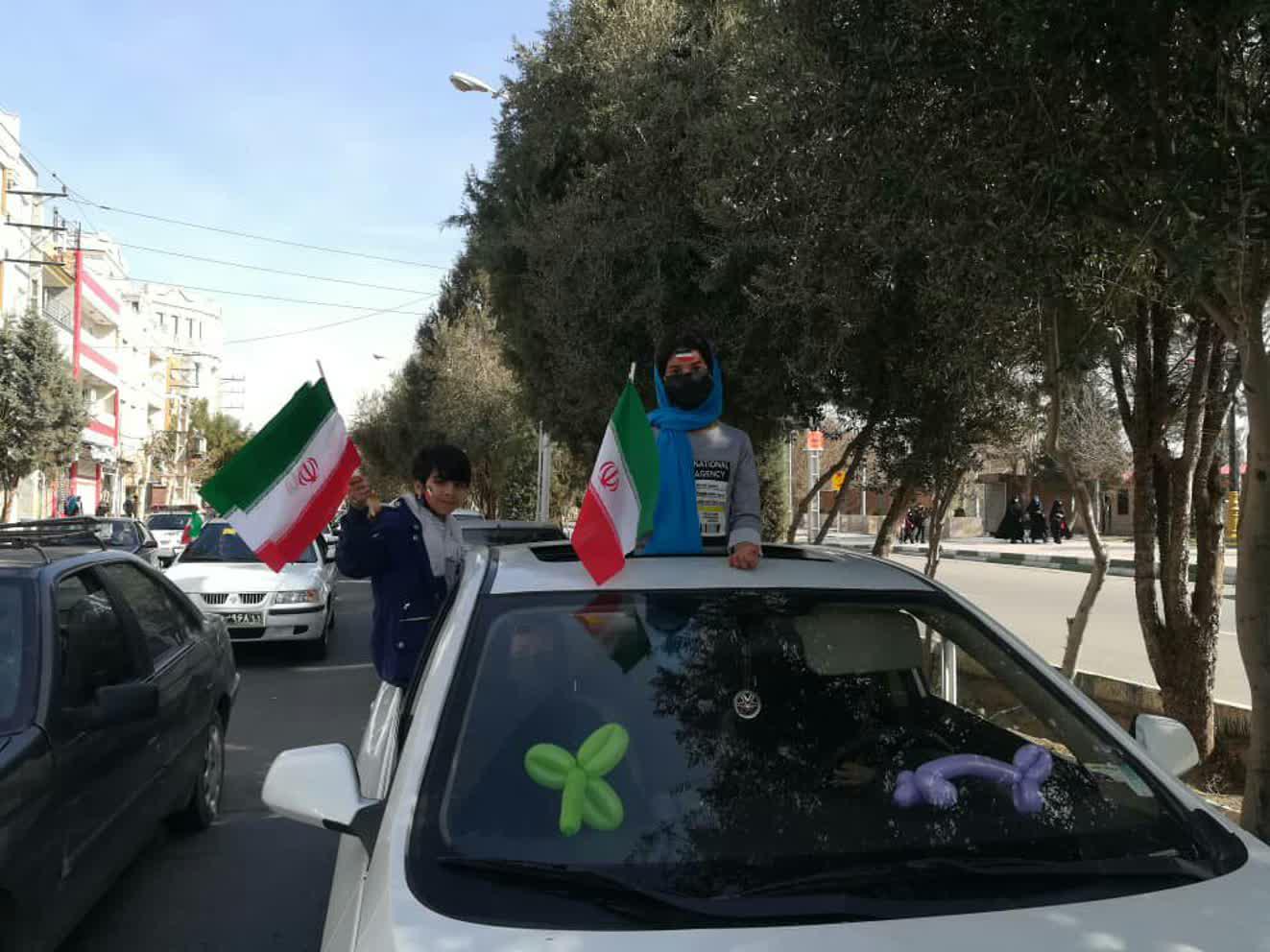 حضور مردم شهر شهیدان ۱۵ خرداد در راهپیمایی ۲۲ بهمن