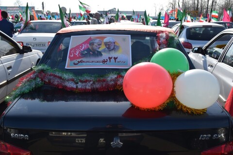 تصاویر/ راهپیمایی خودرویی 22 بهمن گیلان با حضور رئیس جامعه مدرسین حوزه علمیه قم