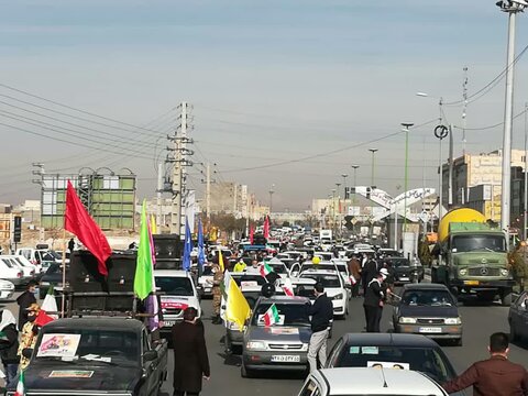 راهپیمایی مردم شهرستان ورامین در 22 بهمن ماه 99