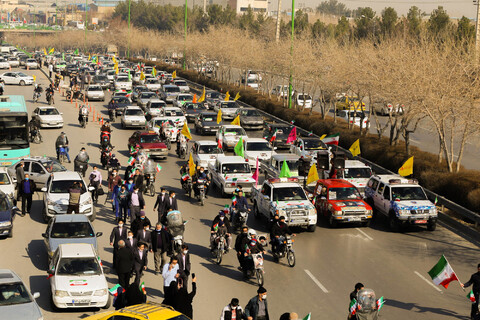 راهپیمایی خودرویی یوم الله ۲۲ بهمن مردم اصفهان