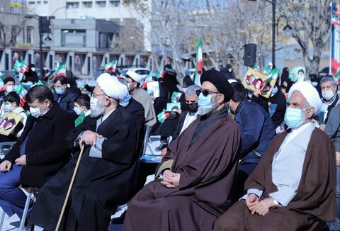 راهپیمایی متفاوت یوم‌الله 22 بهمن در تبریز