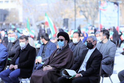راهپیمایی متفاوت یوم‌الله 22 بهمن در تبریز