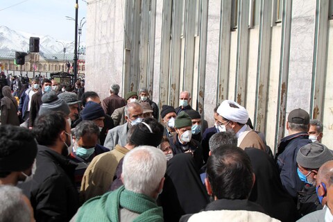 مسئولان همدانی پای درد دل مردم در حاشیه راهپیمایی ۲۲ بهمن