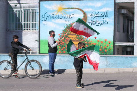 راهپیمایی موتوری و ماشینی ۲۲ بهمن در بیرجند