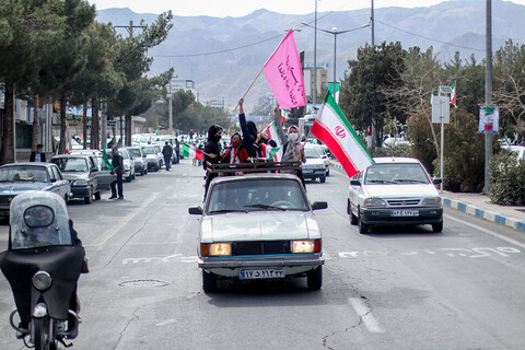 راهپیمایی موتوری و ماشینی ۲۲ بهمن در بیرجند
