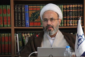 اساتید برای گسترش معارف تهذیبی در حوزه های علمیه  تلاش جهادی داشته باشند