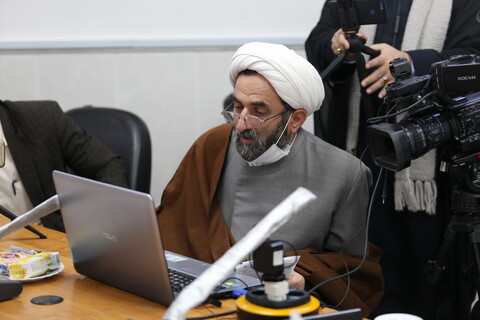 نشست علمی مجازی گام دوم انقلاب اسلامی؛ رسالت‌ حوزه‌های علمیه در توسعه علوم انسانی