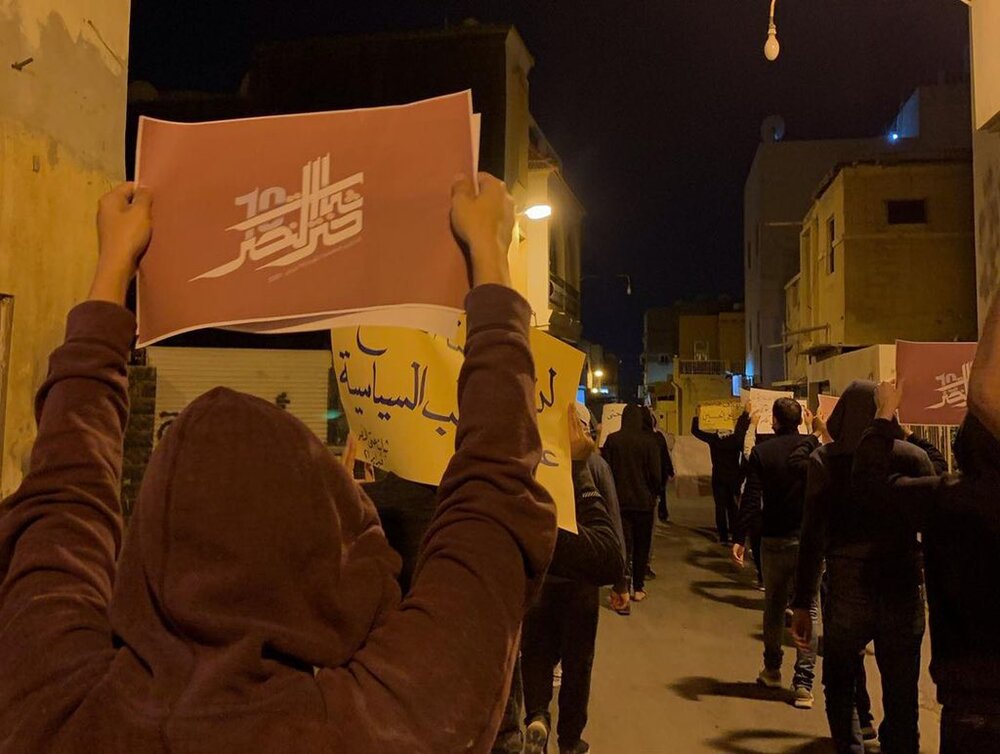 در شب دهمین سالگرد انقلاب بحرین چه گذشت