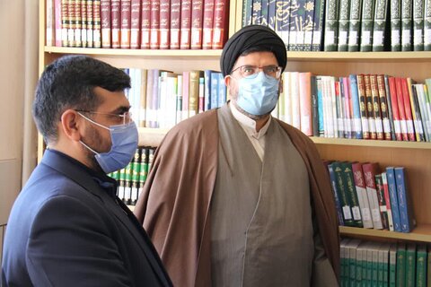افتتاح کتابخانه تخصصی علوم حوزوی شیخ مفید در استان