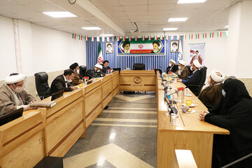 نشست معاونان فرهنگی نهادهای حوزوی با موضوع اعتکاف برگزار شد