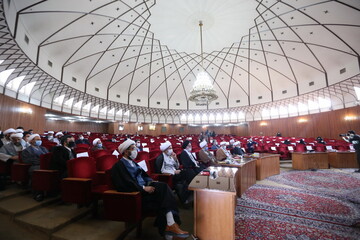 گزارشی از آیین اختتامیه هفتمین جشنواره پژوهشی علامه حلی استان قم