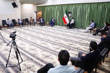 جوانان باید وارد حوزه‌های اجرایی کشور شوند