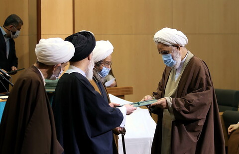 تصاویر/ دومین همایش کتاب سال حکومت اسلامی