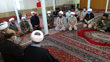 خداقوت نمایندگان رئیس مرکز خدمات حوزه به طلاب جهادی سی سخت + عکس