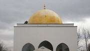 شعارنویسی اسلام‌هراسی بر دیوار بزرگترین مسجد درحال ساخت اروپا