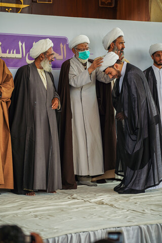 تصاویر/ جامعۃ الکوثر میں اس سال فارغ التحصیل ہونے والے علماء کرام کی عمامہ پوشی