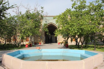 فیلم | گزارش خبری از مدرسه علمیه شیخ الاسلام قزوین