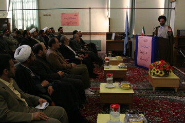 تصاویر آرشیوی از تودیع و معارفه مدیر رادیو معارف در اسفندماه ۱۳۸۵