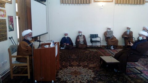 تصاویر / مراسم وفات حضرت زینب کبری  در مدرسه علمیه طالبیه