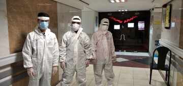 طلاب جهادی رامهرمزی در خط مقدم نبرد با کرونای انگلیسی + عکس