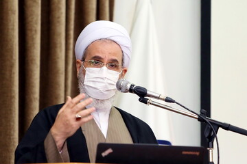 نباید از جامعه و فضای بیرون حوزه غافل شویم/ نگاه استاد خسروشاهی به اسلام تمدنی و کلان بود